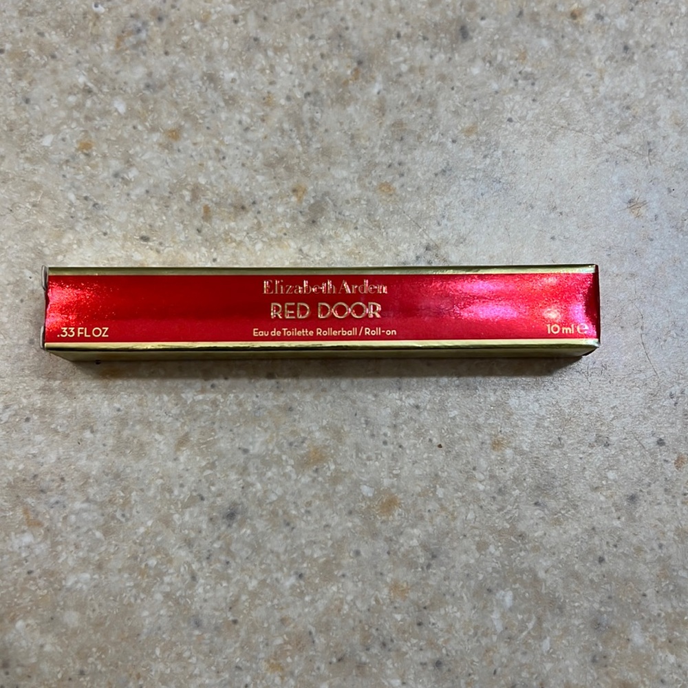 Elizabeth Ardon Red Door Roll-On